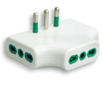 ADATTATORE 2X 15A A 3 PRESE BIPASSO PIATTO 82220 FANTON