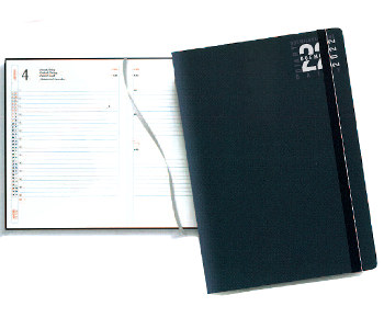 AGENDA GIORNALIERA FORMATO 15X 21CM CON ELASTICO BLU